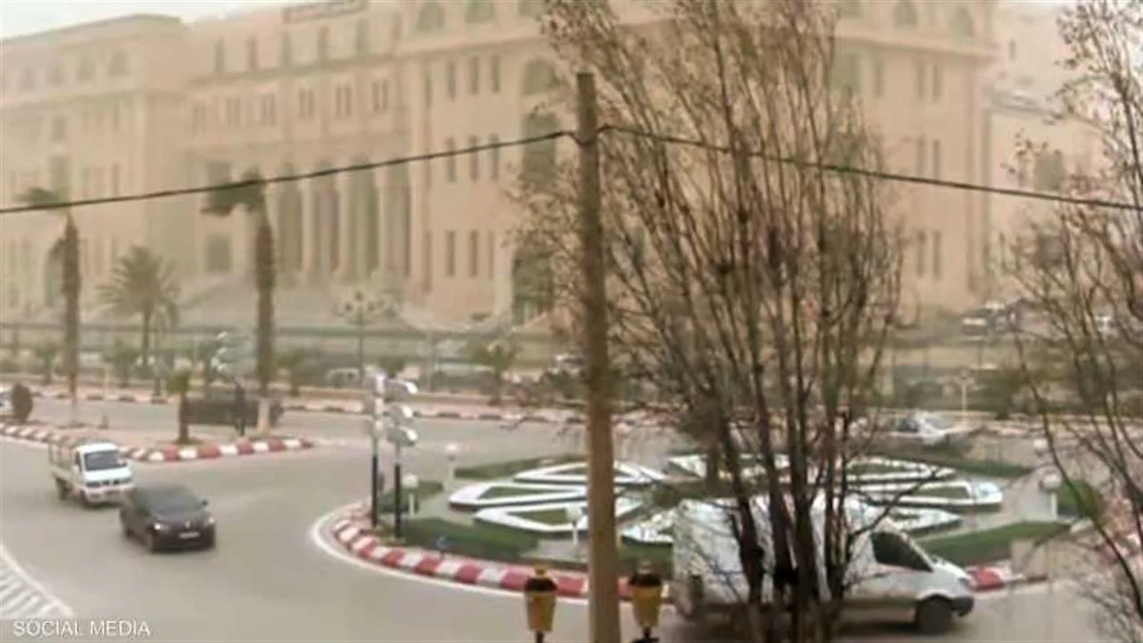 تعليق الدراسة ليومين.. رياح قوية تقرر إيقاف العمل بالمدارس في ولايات جزائرية